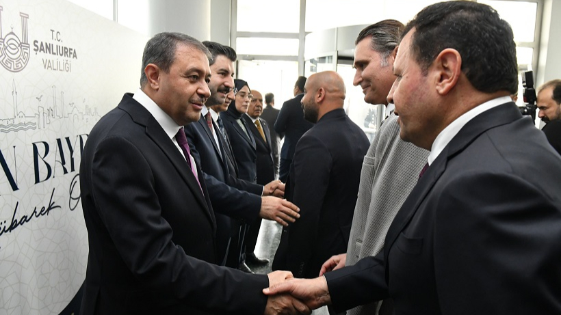 Vali Şıldak Urfalılarla bayramlaştı