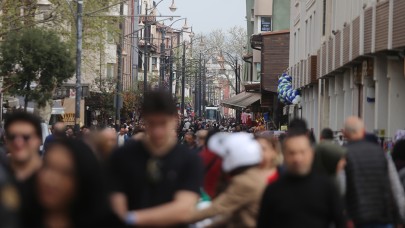 Artık düğünde takılan takılar avukatın