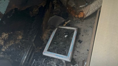 Kiracı evi ateş verdi, 70 yaşındaki ev sahibi gözyaşlarına hakim olamadı