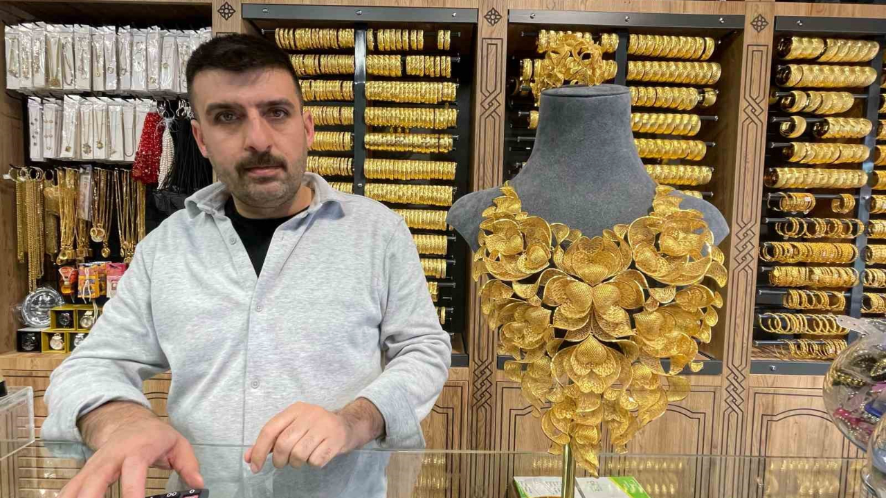 Gösterişli düğünlerin kurtarıcısı imitasyon takılara yoğun ilgi