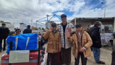 Suriyeliler bayram sonrası ülkelerine dönmeye devam ediyor