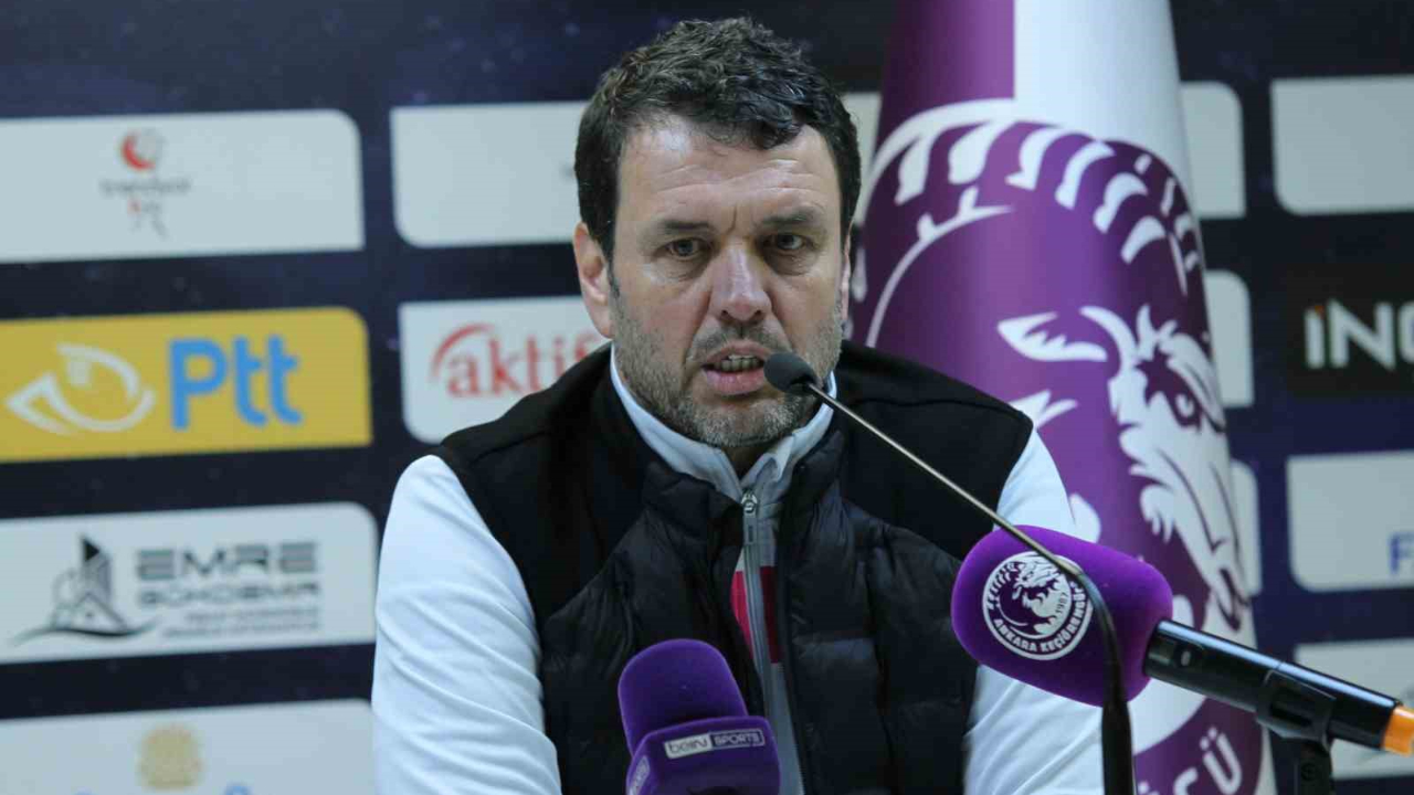 Cihat hoca krizi dışa vurdu!
