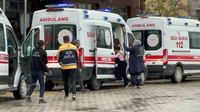 Yedikleri şekerden zehirlenen 15 öğrenci hastaneye kaldırıldı