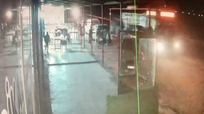 Şanlıurfa'da sokak köpeklerinden kaçan gencin son görüntüsü