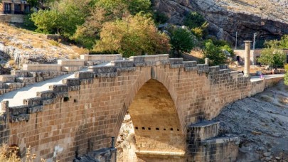 Cendere Köprüsü’nde turizm sezonu başladı