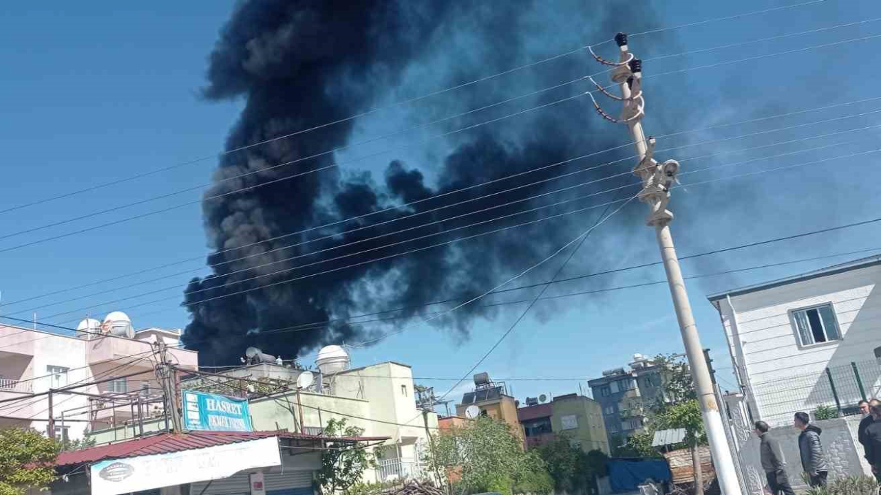 Tandırdan sıçrayan kıvılcımlar yangına neden oldu