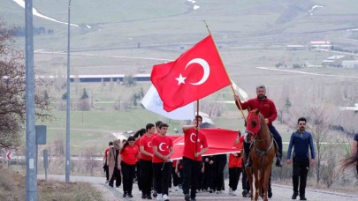 Şehitleri andılar, Gazze için dua ettiler