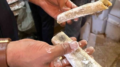 Şanlıurfa’da  küflenmiş 2 ton lokum ele geçirildi