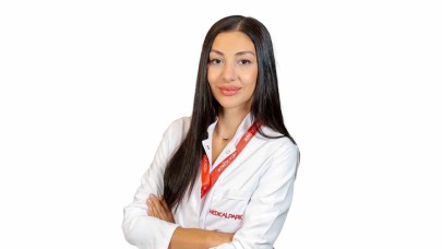Op. Dr. Oğur: "Genital estetikle kadınlar, bedenleriyle daha barışık ve kendinden daha emin hissedebilir"