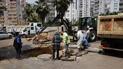 Yağmur beraberinde felaketi getiriyordu
