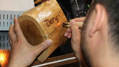 Turistlerin gözdesi kişiselleştirilmiş hediyelik eşyalar