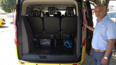 Takside unutulan 18 bin 300 euroyu sahibine teslim etti