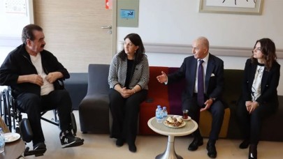 Tatlıses'ten Sırrı Süreyya Önder'e ziyaret
