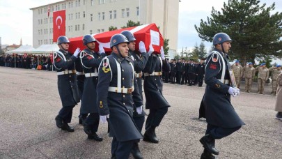 Şehit Astsubay memleketine uğurlandı