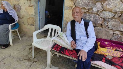 Tarihe tanıklık eden ömür: 136 yaşındaki Mehmet Reşit Ak’ın 28 çocuğu ve 250 torunu var