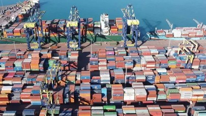 Dış ticaret açığı Mart ayında yüzde 1,5 azaldı