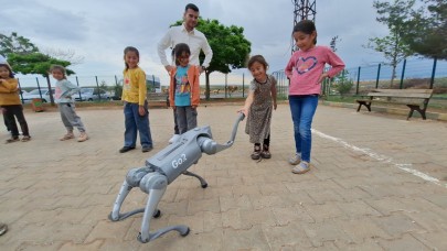 BÜYÜKŞEHİR BELEDİYESİ’NDEN KIRSALDAKİ ÖĞRENCİLERE BİLİM  SÜRPRİZİ