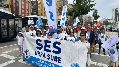 Şanlıurfa'da davullu zurnalı 1 Mayıs kutlaması