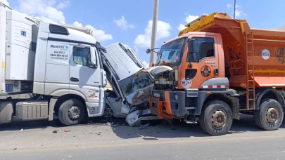 Silifke’de kamyon zincirleme kazaya neden oldu