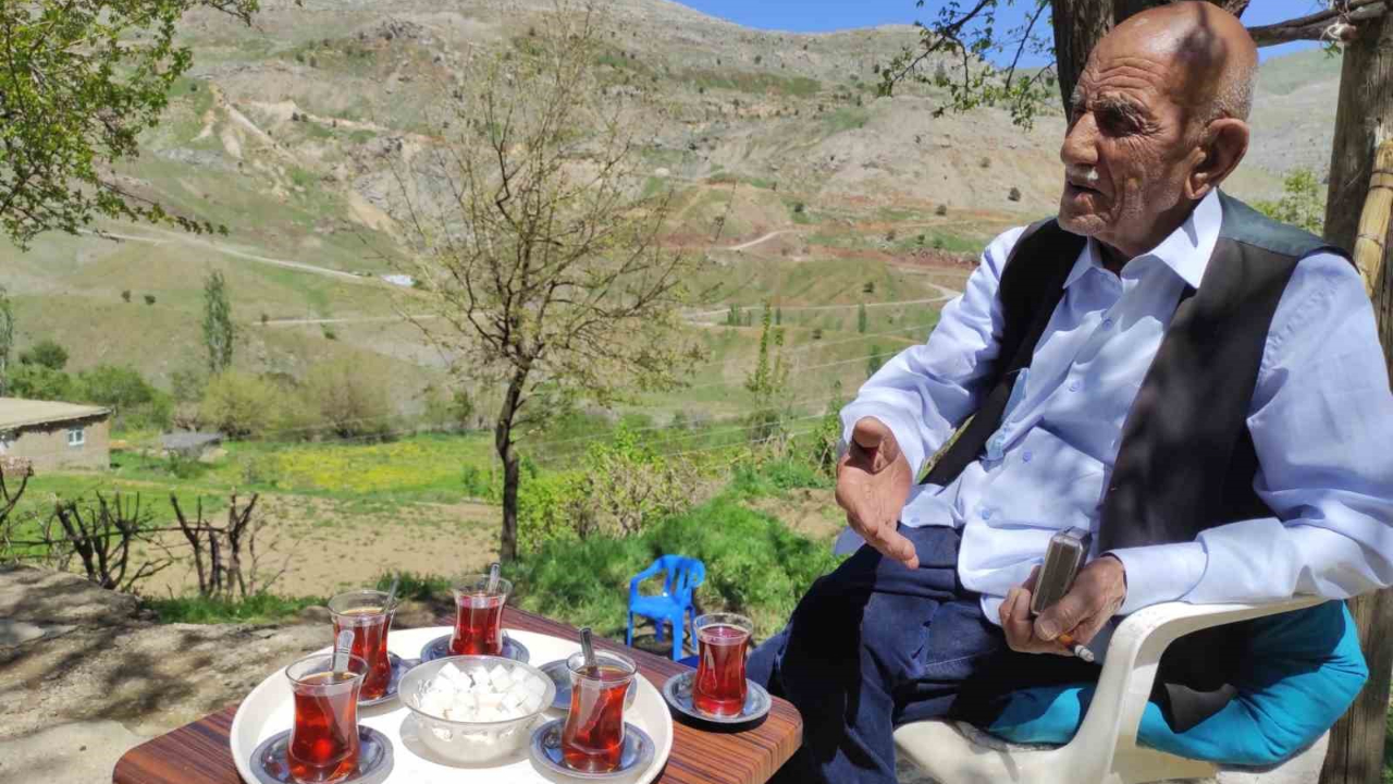 Unutulmayan aşk hikayesi 'Rağda'