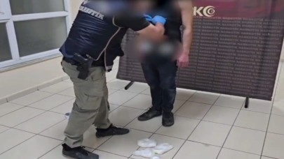 Hava ve kara yolu üzerinden uyuşturucu sokmaya çalışan 2 kişi tutuklandı