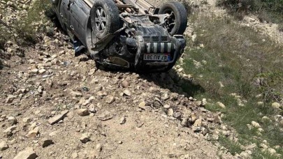 Otomobil yamaçtan düştü: 1 yaralı