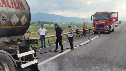 Seyir halindeki tanker yandı
