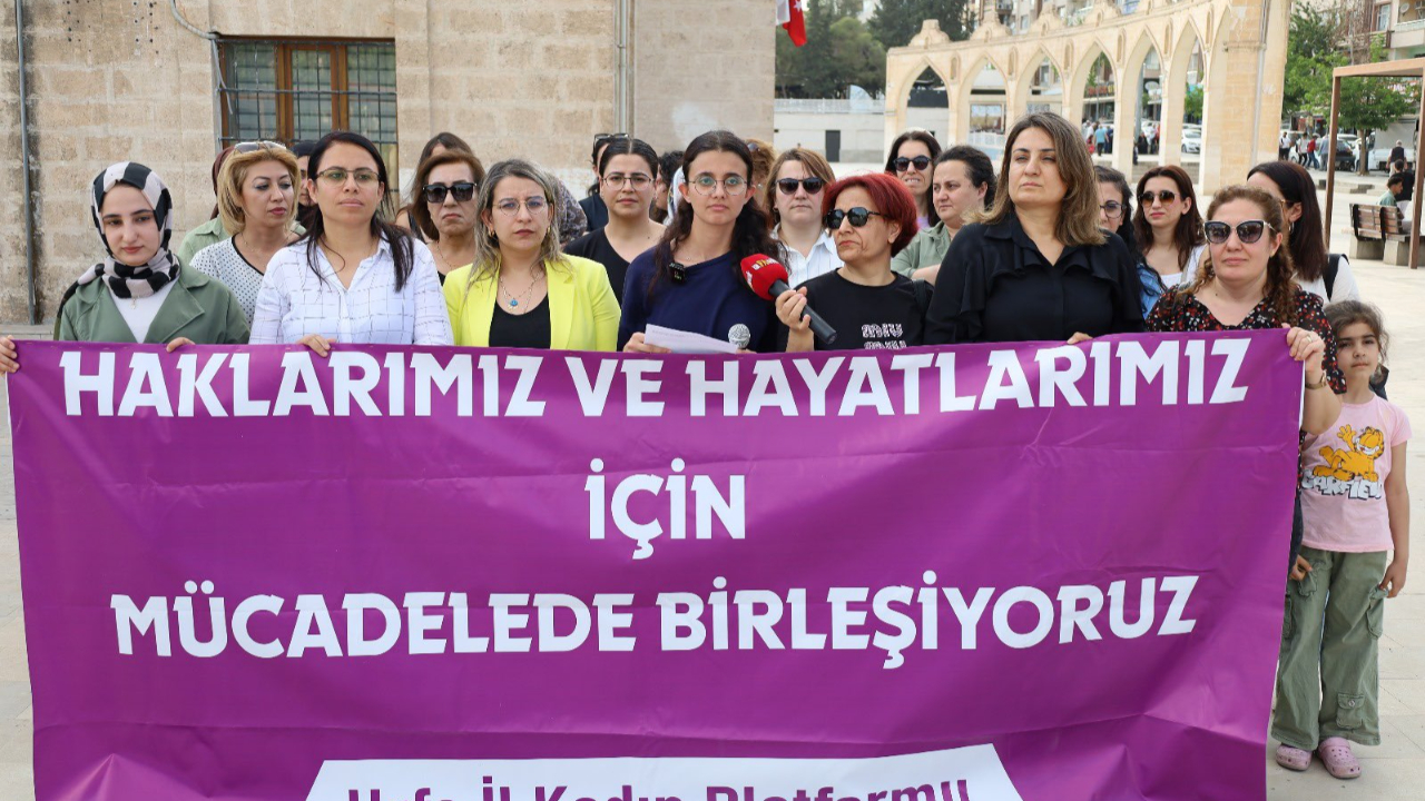 Şanlıurfa'da kadınlar Bahar Aksu için ayakta