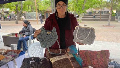 Hobisiyle 60 yaşında girişimciliğe başladı