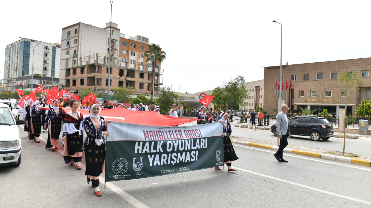 Halk Oyunları Yarışması Şanlıurfa’da Renkli Görüntülerle Başladı