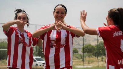 Siverekli hanımlar yarı finale hazır