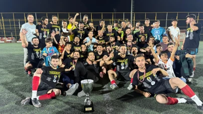 Şanlıurfa'da 2. şampiyon da kupasını aldı