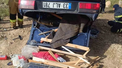 Otomobil takla attı: 3 yaşındaki çocuk hayatını kaybetti, anne ve babası yaralandı