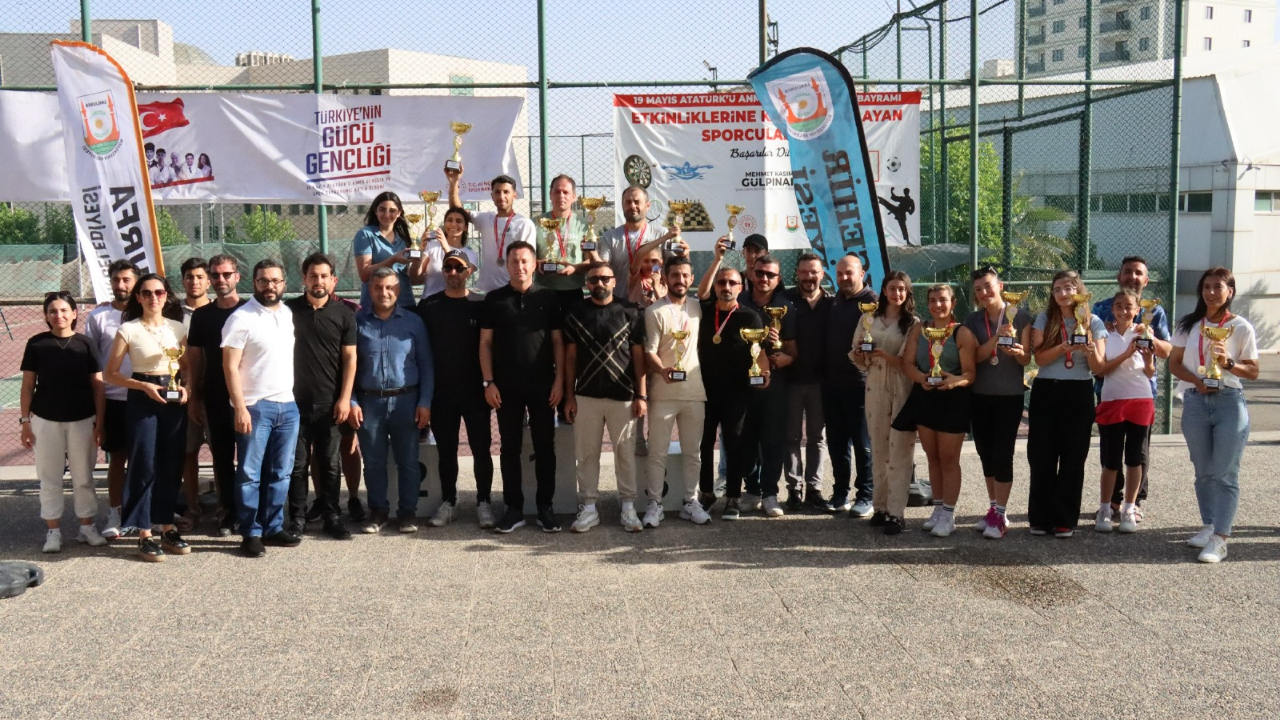 Gençlik Haftası Tenis Turnuvası sona erdi