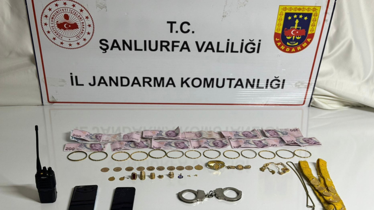 Şanlıurfa'da Altın Dolandırıcıları Jandarmadan Kaçamadı!