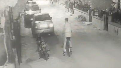 Çaldığı bisikleti beğenmeyince bırakıp motosikleti götürdü