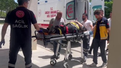 Yolcu otobüsü ile otomobil çarpıştı: 1 yaralı