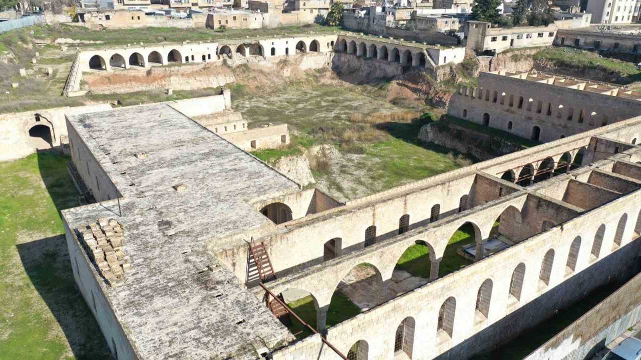 Millet Hanı'nın sessiz çığlığı