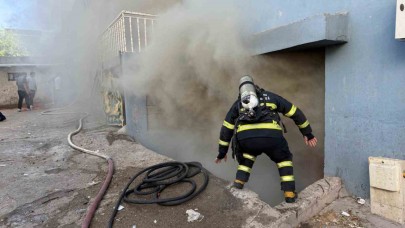 Apartmanın bodrum katında yangın