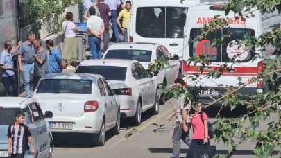 Belediye binasında tartıştığı amcasını silahla yaraladı