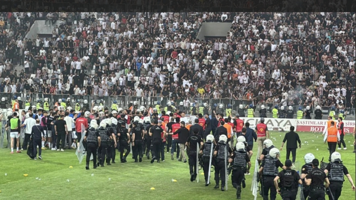 Olaylı maçla ilgili karar açıklandı