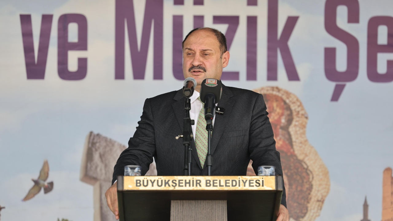 BİRECİK İLÇESİNDE YARIM ASIRLIK HASRET GÜLPINAR İLE SONA ERİYOR
