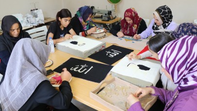 Haliliye’de Kadınlar Üretiyor, Aile Ekonomileri Güçleniyor