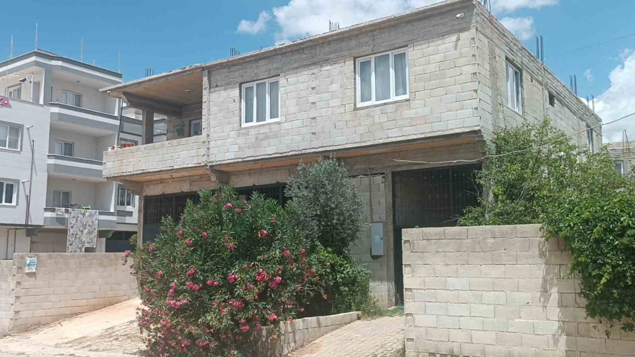 3 çocuk annesi boğularak öldürülmüş halde bulundu