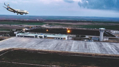 SunEkspres'in Diyarbakır uçağı Şanlıurfa'ya indi