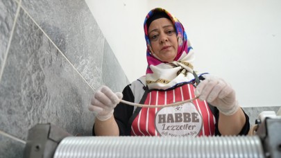 Ev hanımıyken azmi ve kararlığıyla patron oldu