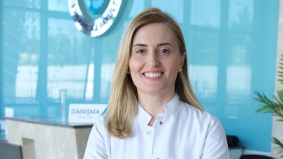 Sigara her nefeste dişleri içten çürütüyor