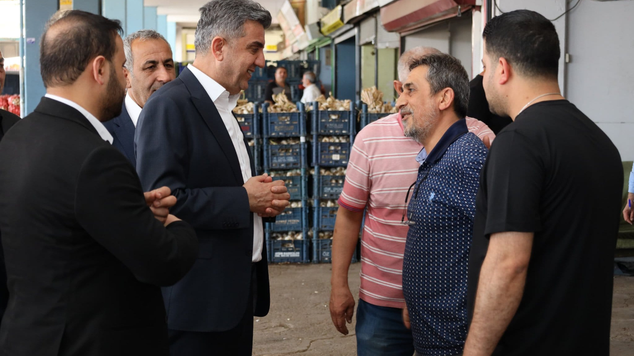 Günbegi, Hal esnafıyla buluştu
