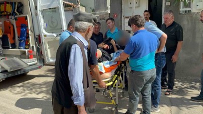 Bıçağın üzerine düşen şahıs yaralandı