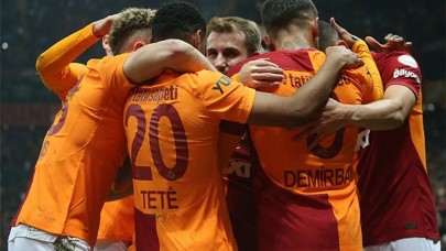 Galatasaray’da Büyük Ayrılık Dalgası